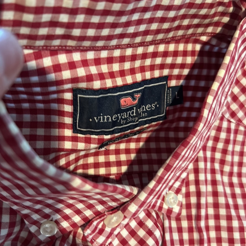 Vineyard Vines shirt - Picture 2 of 2